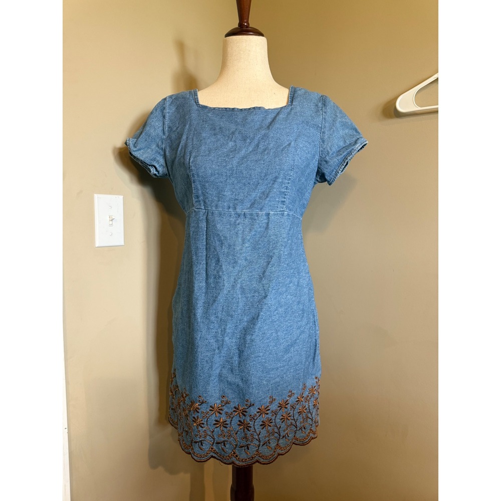 California Concepts Blue Denim Embroidered Square Neck Short Sleeve Mini Dress